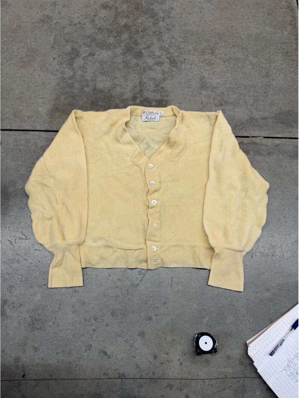 vintage beige cardigan knit button down sweater size large WOMENS / HAS HOLE